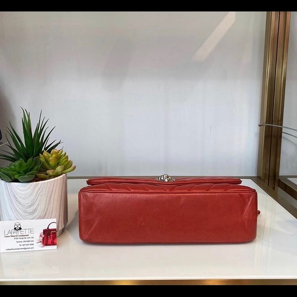 Chanel Lion Head Quilted Flap Bag - Picture 4 of 6